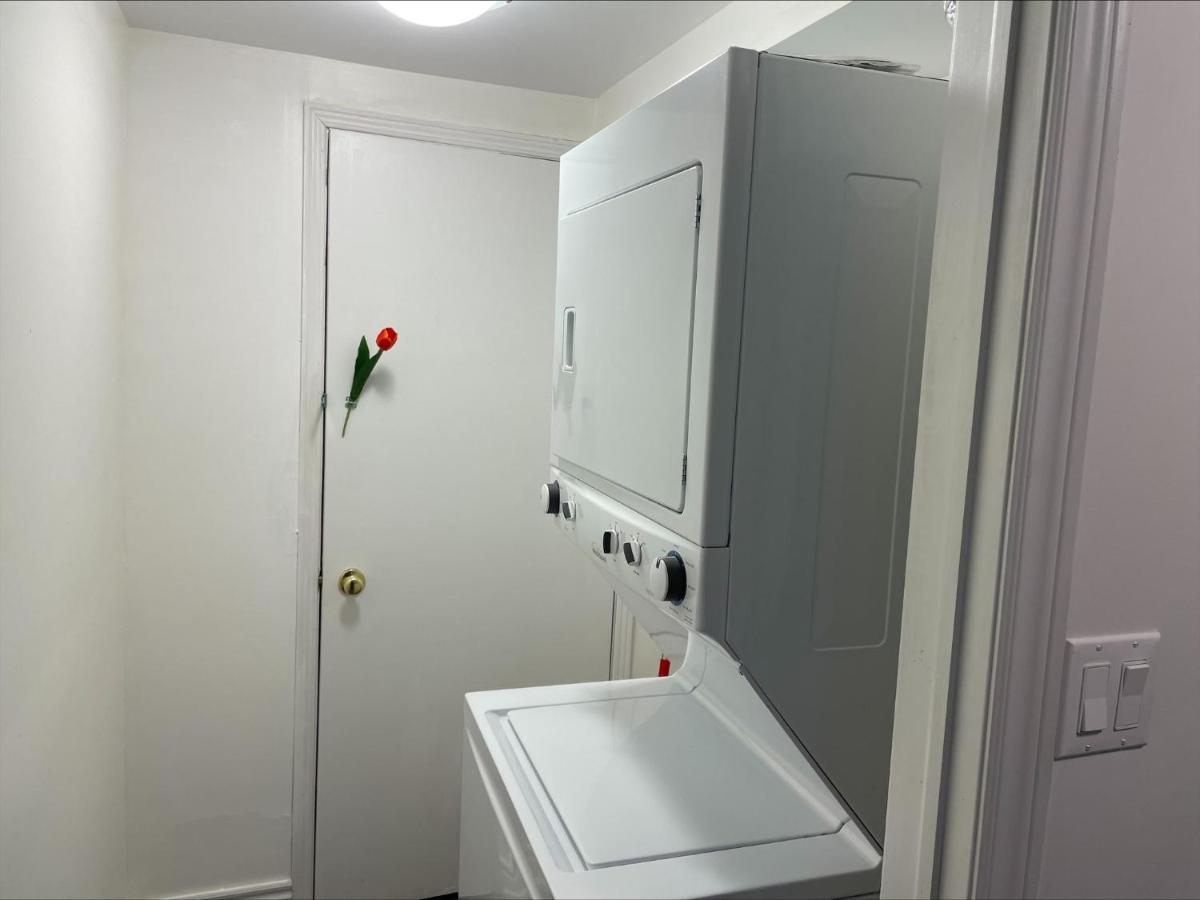 Btn Family-Style Bustling Area Self-Check-In So Fast Fiber Net Free Parking Apartment Toronto Exterior photo
